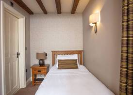 Broom Hall Inn 2