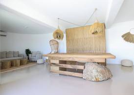 Life Suites 2