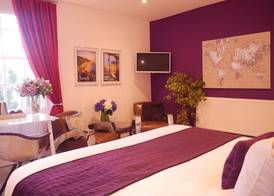 Guestling Hall Hotel 4