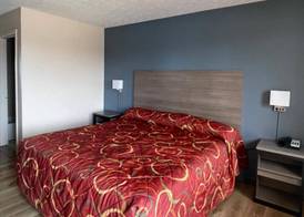 Garden Inn Suites 3