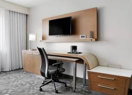 Courtyard Dallas Grand Prairie 4