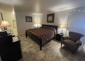 Sky Inn 4