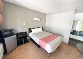 Suite Stay Evansville 3