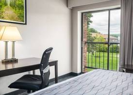 Best Western Plus Keene Hotel 5