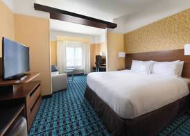 Fairfield Inn & Suites by Marriott Fort Worth South/Burleson 5