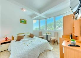 HOTEL DANA 3