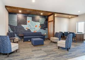 Holiday Inn Express & Suites ALICE by IHG 2