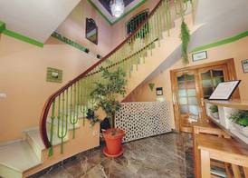 Charming Nerja Hostel 2