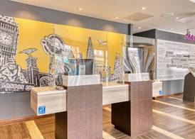 Premier Inn London Hammersmith - Shepherds Bush Road 2