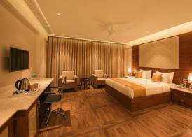 White Lotus Hotel 5