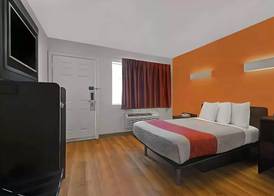 Super 8 By Wyndham San Jose 3