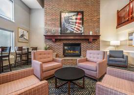 AmericInn by Wyndham Mounds View Minneapolis 2