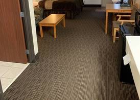 Kelly Inn and Suites Mitchell 5