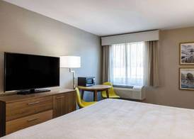 Aiden by Best Western Cape Cod - West Yarmouth 4
