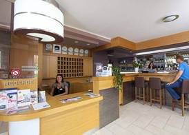 Hotel Trend 4