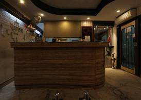 Hotel Rushabh Home 4