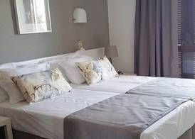 Roca Belmonte Apartamentos 3