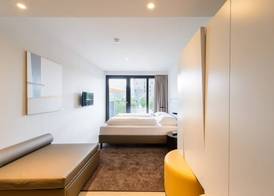 Blackhome Innsbruck City East I contactless check-in 5