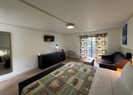 Ski Mountain Lodge 5