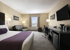 Days Inn by Wyndham Regina 5