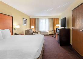Best Western Cascade Inn & Suites 3