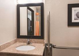 La Quinta by Wyndham Norwich-Plainfield-Casino 5