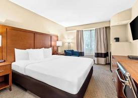 Aurora Inn 3