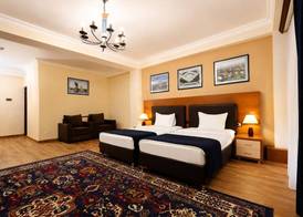 Cathedral Plaza Hotel Gyumri 4