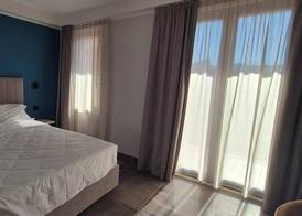 Hotel V7 2