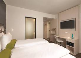 Super 8 by Wyndham Mainz Zollhafen 4