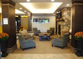Days Inn & Suites by Wyndham Lindsay 4