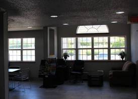 Microtel Inn & Suites by Wyndham Pittsburgh Airport 3