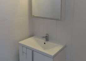 1-bed House Sleeps 4 - Free Parking, Patio, Wifi 5