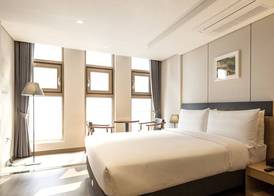 The First Stay Hotel 4