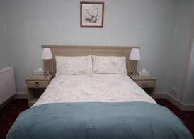 Inglestone House Guest House 3