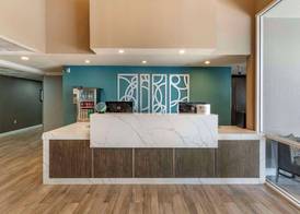 Best Western Plus Vineyard Inn 4