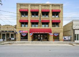 The Alcalde Hotel By Oyo 4