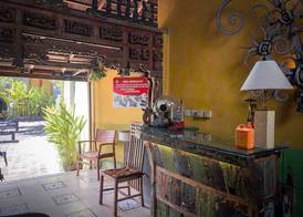 Tree House Lodge 2