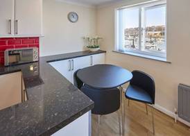 Host & Stay - Rock Cottage 5