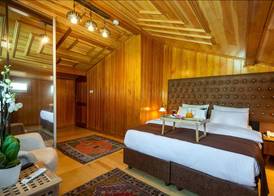 Wonder Wood Hotel 4