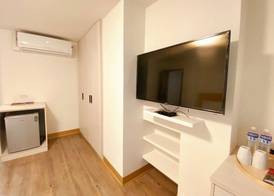 Hotel Huru House 5
