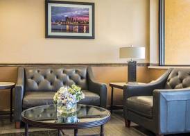 Quality Inn Elgin I-90 3