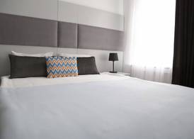 Bayer Hotel 4