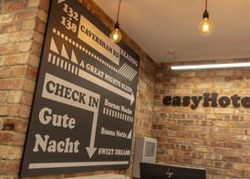 Easyhotel Reading 3