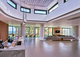 Silver Beach Hotel & Apartments 2