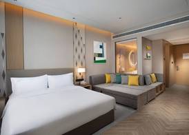 Holiday Inn Wuxi Central Station by IHG 5