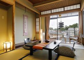 Ryokan Asukasou at the entrancne of Nara park 4