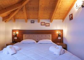 Hotel Bineri 3