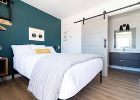 Spoke and Vine Motel 4