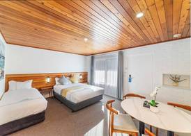 Port Campbell Motor Inn 4